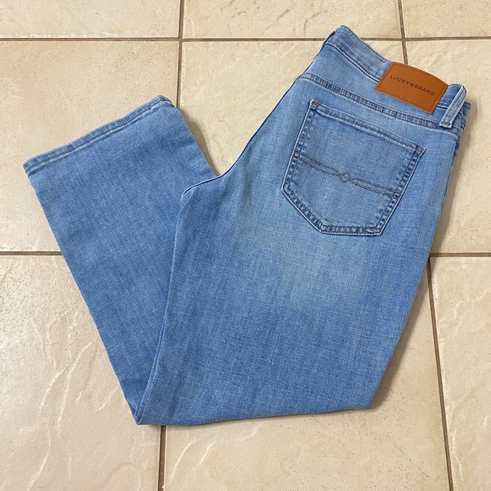 Lucky Brand Sweet Mid Rise‎ Crop Jeans Light Wash Bootcut Women's Size 829